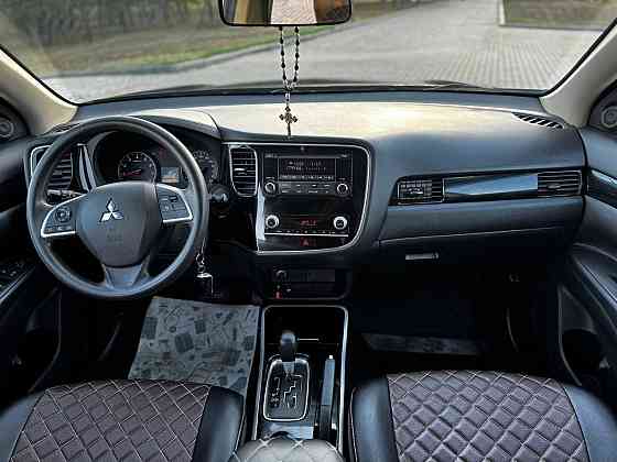 Продам большой семейный автомобиль, Mitsubishi Outlander 2021 года выпуска! Донецк
