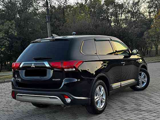Продам большой семейный автомобиль, Mitsubishi Outlander 2021 года выпуска! Донецк