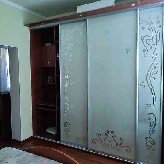 Сдам 2 двухкомнатный дом ,Калининский район,пр. Дзержинского, Донецк