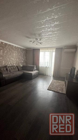 Трехкомнатная квартира на проспекте Дзержинского, Калининский район Донецк - изображение 1