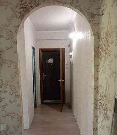 Срочно двухкомнатную квартиру на Боссе Донецк