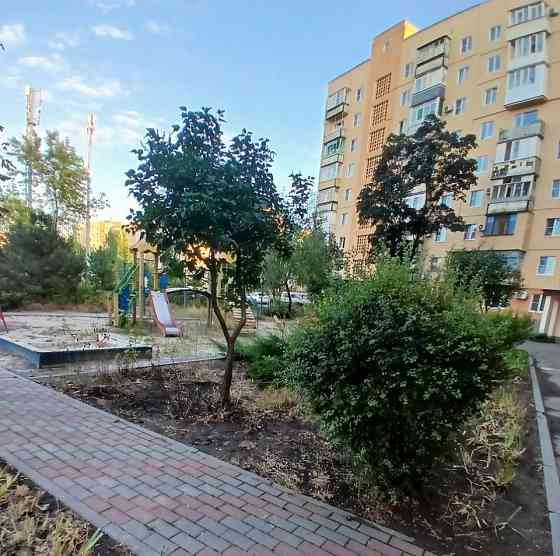 Продается  3-комнатная квартира Мариуполь