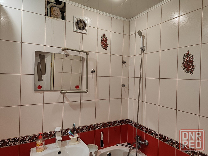 Продам 2 комн. кв в Зугрэсе Зугрэс - изображение 8