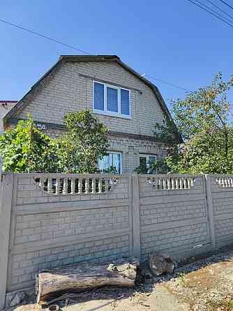 продам дом на октябрьском поселке Харцызск