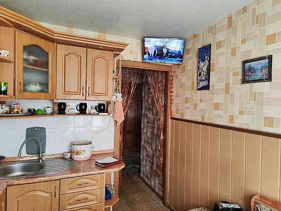 продам 2 комн. кв. черемушки ул. чумака Харцызск