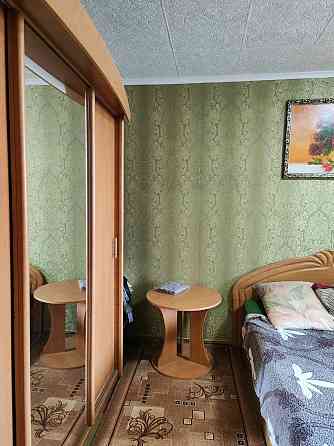 продам 2 комн. кв. черемушки ул. чумака Харцызск