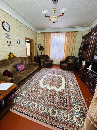 Продается уютная крупногабаритная квартира в центре г. Харцызск улица Вокзальная Харцызск