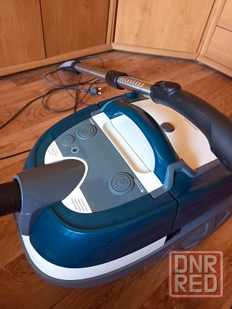 Bosch BWD41720 Моющий пылесос Макеевка - изображение 2