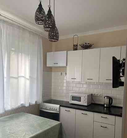 Сдам однокомнатную квартиру в центре города , Ворошиловский район, по проспекту Гурова Донецк