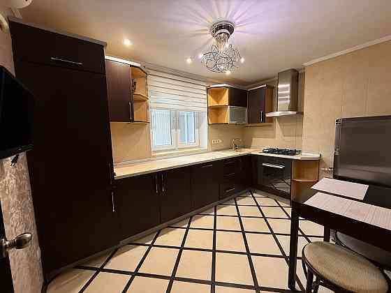 Сдам 3 комн.кв в центре, рядом парк Щербакова , Цирк, Обжора Донецк