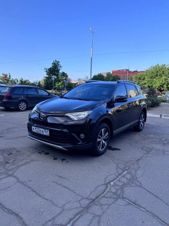 Toyota rav 4 коричневая Макеевка