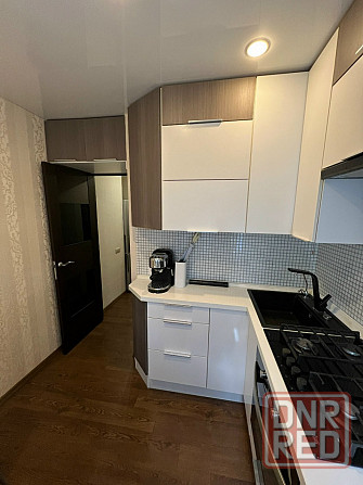 Сдаю трехкомнатную квартиру в Будённовском районе города Донецка Донецк - изображение 1