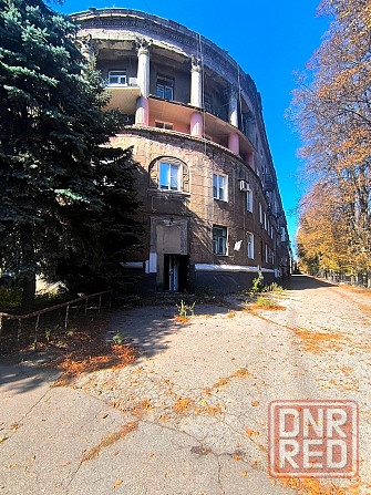 Продам нежилое помещение под ремонт Макеевка, Кировский р-н, ул. Депутатская. Макеевка - изображение 1