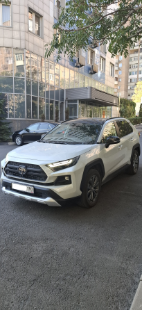 Продам TOYOTA RAV4 Донецк