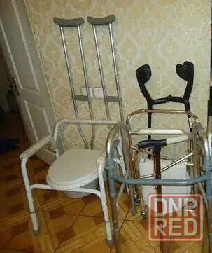 костыли подлокотные и трость обычный и Трости на 3х и на 4х ножках метал высот регулируют Да нов все Донецк - изображение 2