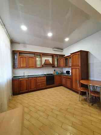 Сдается 2-хкомнатнатная квартира с хорошим, свежим ремонтом в 5 минутах от Тц «Донецк Сити» Донецк