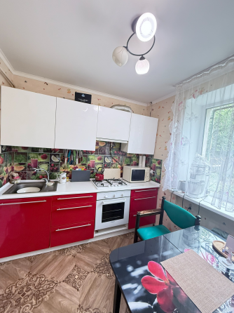 Продам 2-ком. кв-ру в Макеевке Червоногвардейский район, 83 квартал ул. Мориса Тореза Макеевка