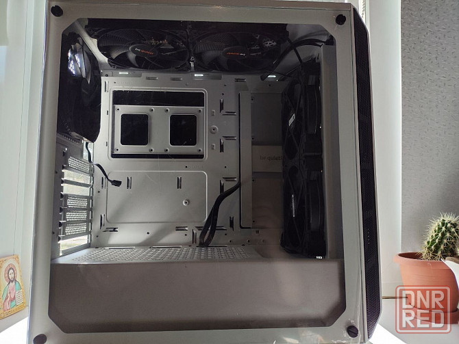 Корпус be quiet pure base 500 window белый Донецк - изображение 2