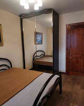 Сдам просторную 3-х комнатную квартиру в Ворошиловском районе ( рядом с набережной ). Донецк