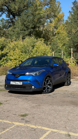 Продам Toyota chr Донецк