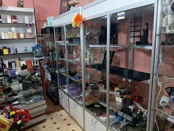 Продам витрины Макеевка