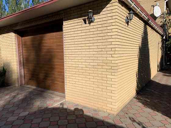 Трехэтажный дом Донецк