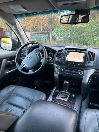 Продам Toyota Land Cruiser 200 Донецк