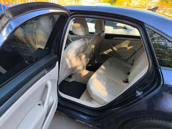 Volkswagen Passat B7 2015г. Донецк
