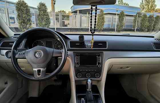 Volkswagen Passat B7 2015г. Донецк