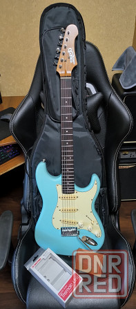 Продам электрогитару JET JS-300 BL R Енакиево - изображение 1