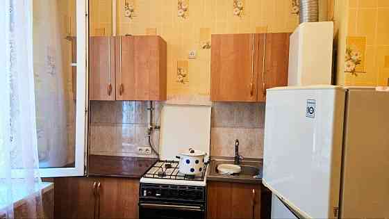 1 ком. сталинка на Заперевальной Донецк