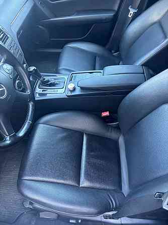 Mercedes C class w204 в отличном состоянии с родным пробегом Снежное