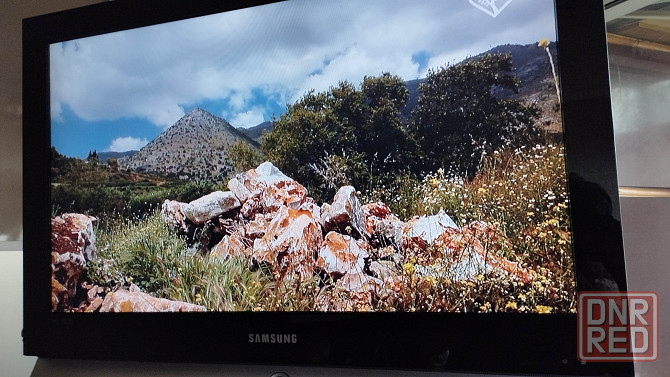 SAMSUNG 32'' превосходное изображение,мощный и чистый стереозвук Донецк - изображение 1