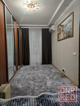 Продам красивую квартиру с ремонтом в центре, на Детском мире Макеевка - изображение 1