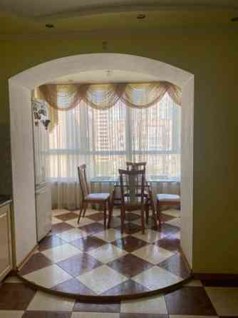 Продажа четырёхкомнатной квартиры в Ворошиловском районе, ул. Розы Люксембург Донецк