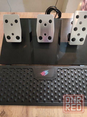 Продам Игровой руль,кпп , педали и геймпад Донецк - изображение 8