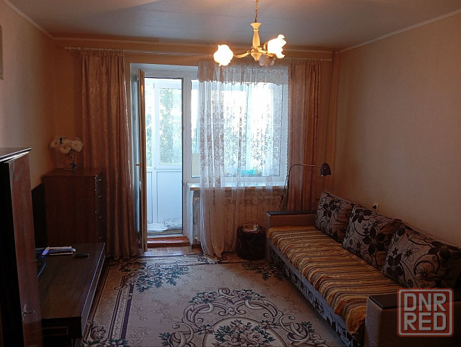 Продам 1-к квартиру м-н Центральный Ясиноватая - изображение 1