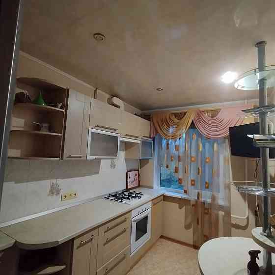 Сдам 1 кв.Пролетарский р-н Коммунистическая с ремонтом надолго Донецк