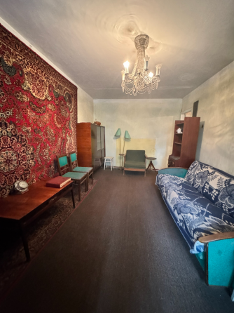 Продажа 2-комнатной квартиры 4/5 в г. Макеевка, Советский р-н, центр Ханженково 2-й микрорайон Макеевка