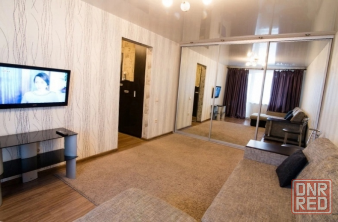 Двухкомнатная в Ленинском Донецк - изображение 2