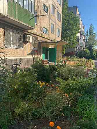 2 ком квартира 5/5 Макеевка ( Восточный центр) под ремонт Макеевка