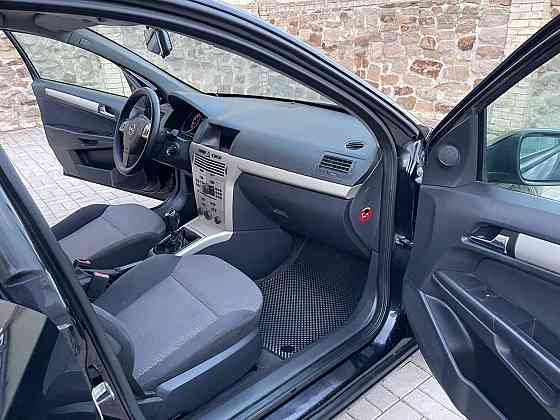 Opel Asrta Универсал 1.6 Бензин Донецк