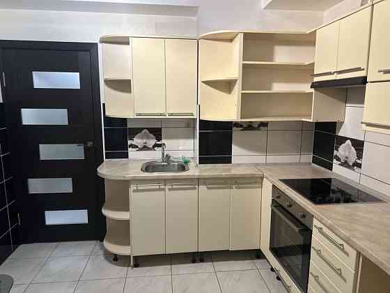 Сдаётся 1-комнатная квартира в Калининском районе, ул. Разенкова, 16 Донецк