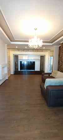 Сдам 3-х комнатную в Новострое с паркингом, Киевский район. Всё необходимое есть. Донецк