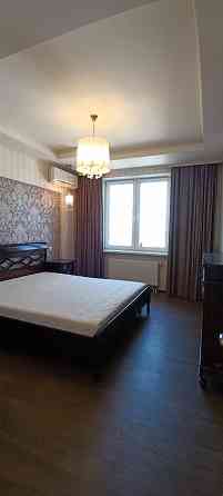 Сдам 3-х комнатную в Новострое с паркингом, Киевский район. Всё необходимое есть. Донецк