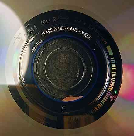 Фирменный CD: 10CC (1978) Bloody Tourists Макеевка