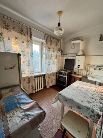 Продажа 3-комнатной квартиры в г. Макеевк, ц Городской р-н, 15 линия, 3 мушкетера Макеевка