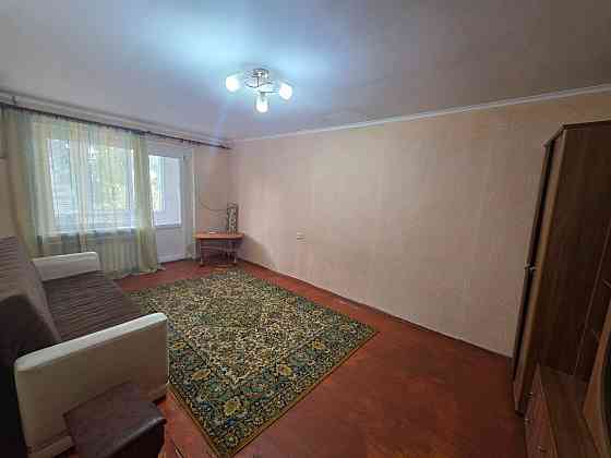 Продам 1 кв Кальмиусский районе город Мариуполь Мариуполь