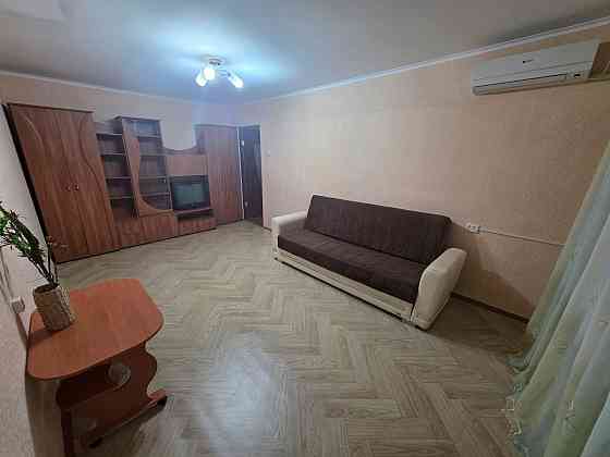 Продам 1 кв Кальмиусский районе город Мариуполь Мариуполь