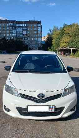 Продам Toyota Yaris Донецк